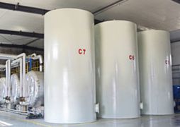 Lubricating tank